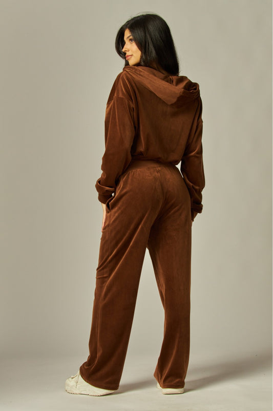 WEEKEND WARRIOR VELOUR JOGGER SET IN BROWN