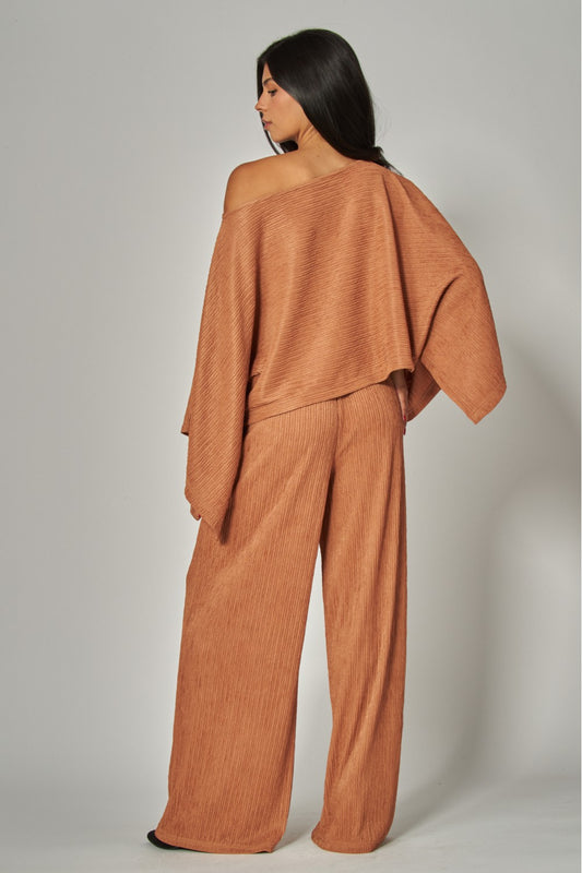 LEISURELY LUXE PANTS SET IN CAMEL