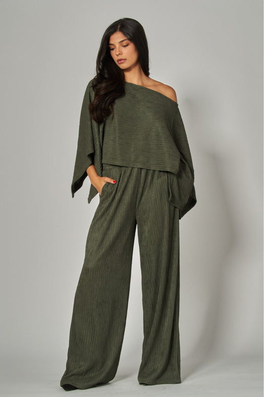 LEISURELY LUXE PANTS SET IN OLIVE
