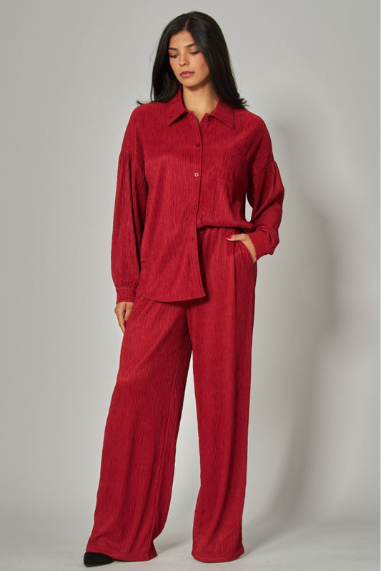 WELCOME THE WEEKEND LOUNGE PANTS SET IN RED